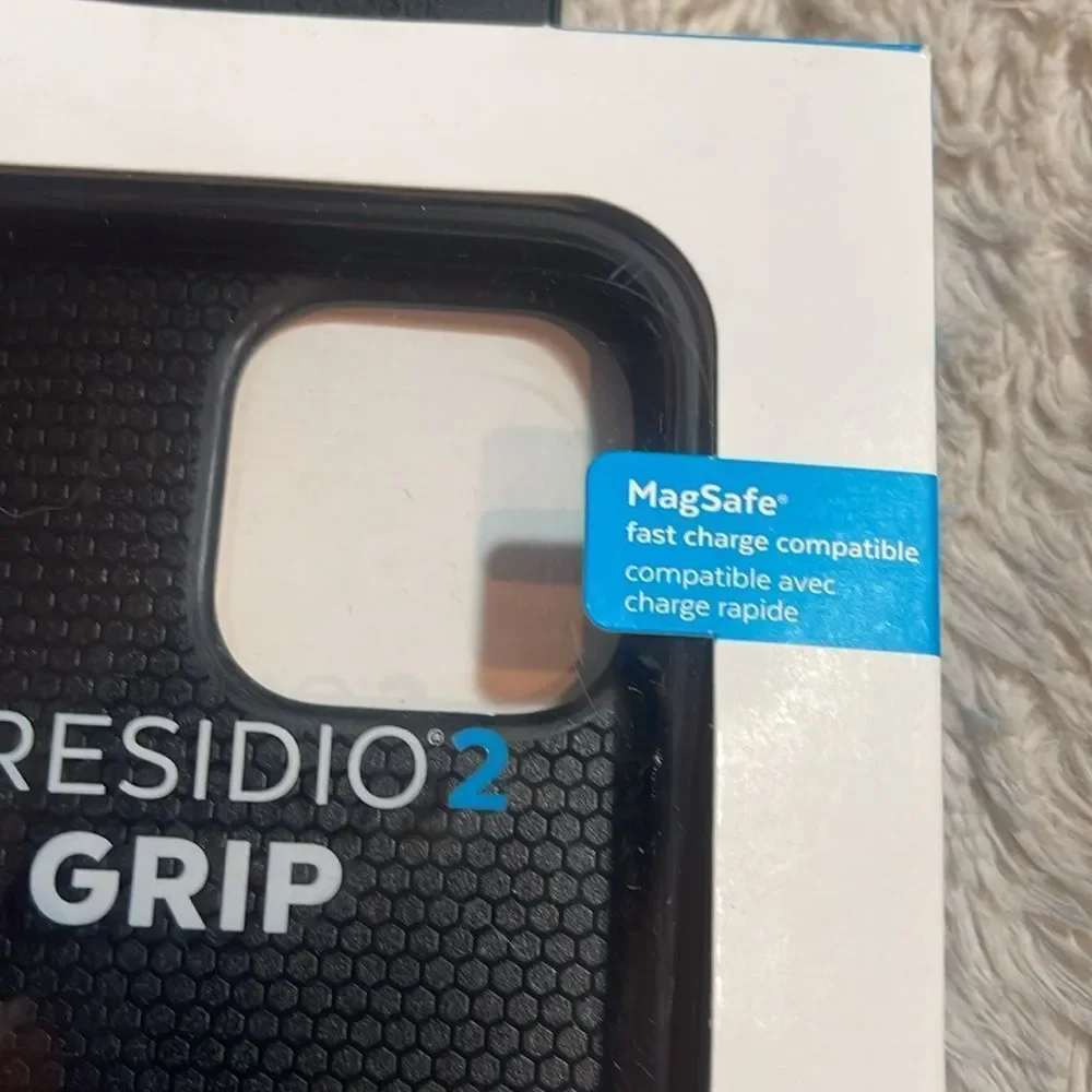 Speck iPhone 12 Pro Max case